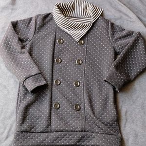 Black and white asymmetrical sweatshirt